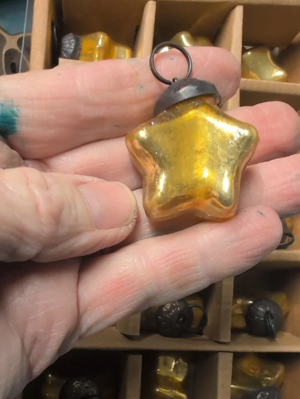 Glass star ornaments, 30 ornaments, for art projects, decor, put in a bowl - Picture 3 of 3